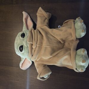 ❌️ SOLD ❌️ Adorable Star Wars Grogu Build-A-Bear Green and Tan Plush Toy